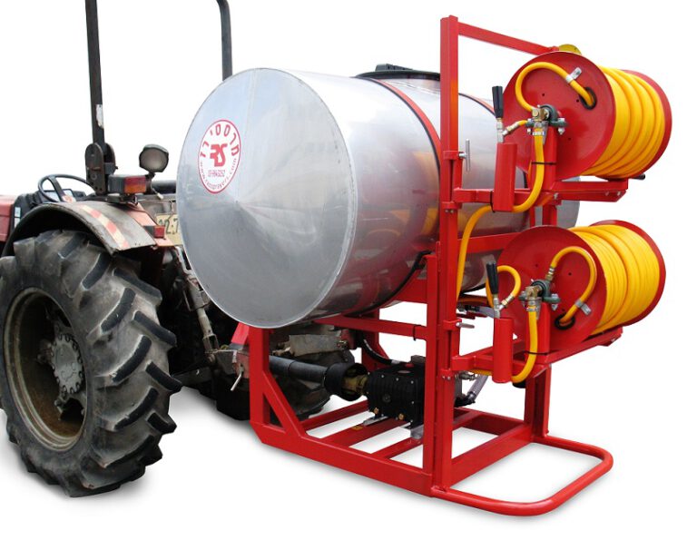Agricultural equipment - three point sprayer